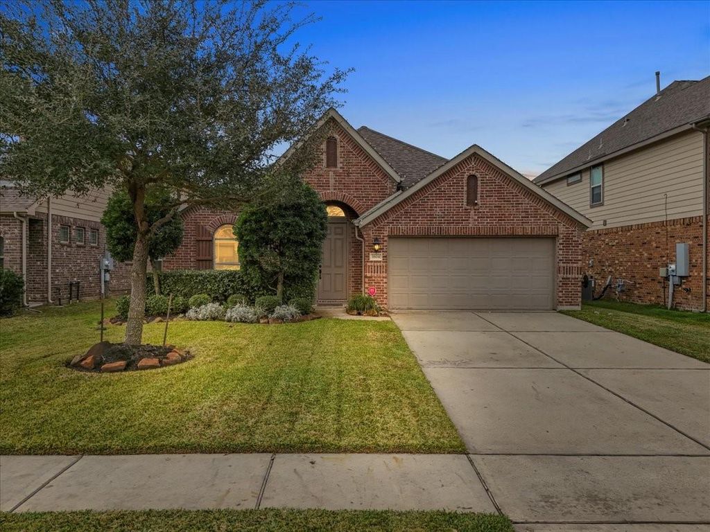1604 Palo Duro Canyon Drive, League City, TX 77573