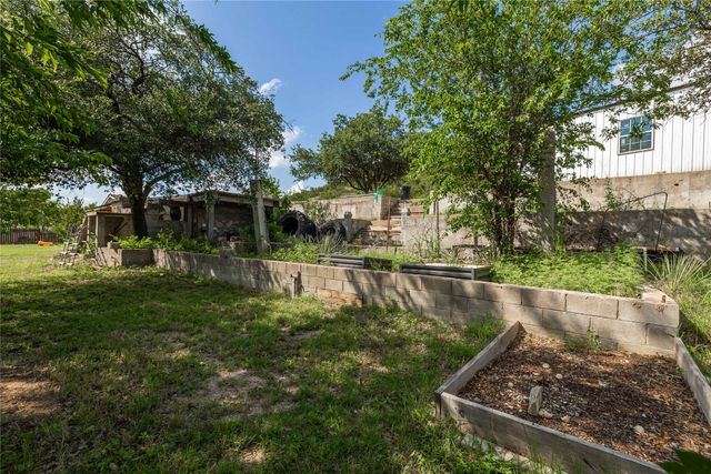 1502 Avenue B, Santa Anna, TX 76878