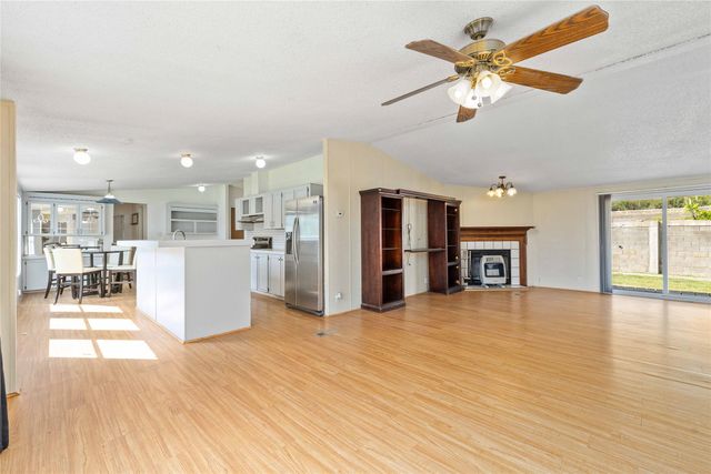 1502 Avenue B, Santa Anna, TX 76878