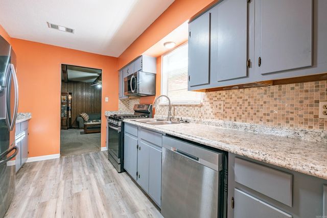 6401 Shirley Drive, Little Rock, AR 72204