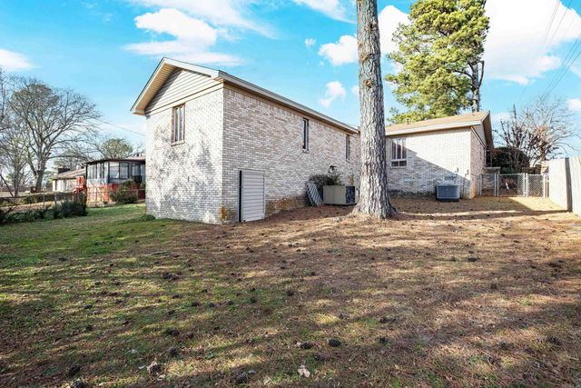 6401 Shirley Drive, Little Rock, AR 72204