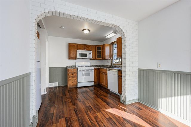 1908 E Stockbridge Avenue, Kalamazoo, MI 49001