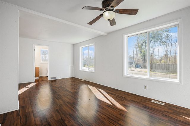 1908 E Stockbridge Avenue, Kalamazoo, MI 49001