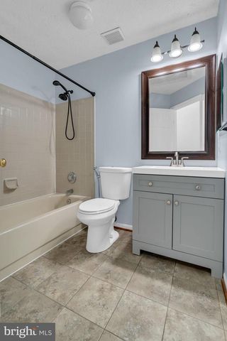 20529 LOWFIELD DR, Germantown, MD 20874