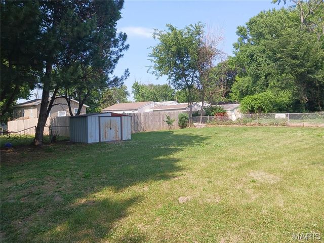 137 Elkan Avenue, St Louis, MO 63135
