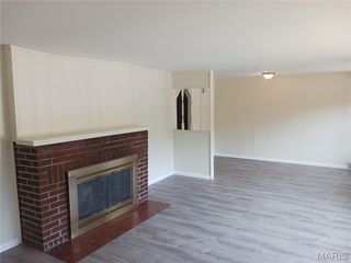 137 Elkan Avenue, St Louis, MO 63135