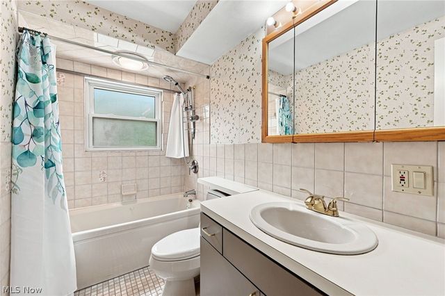 3648 Norwood Road, Shaker Heights, OH 44122