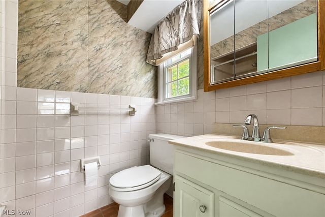 3648 Norwood Road, Shaker Heights, OH 44122