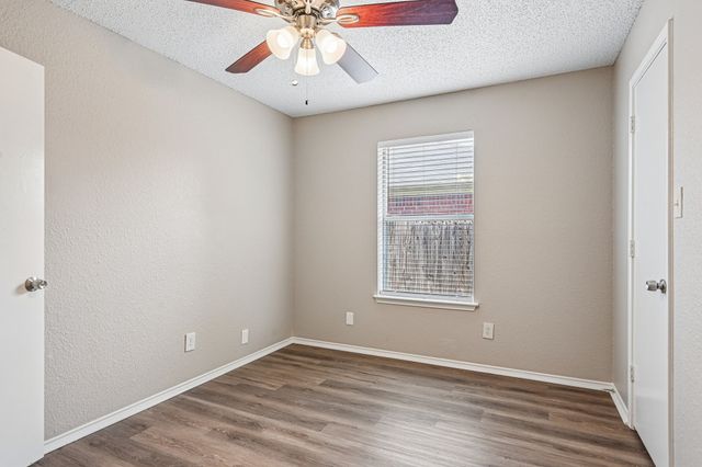 6105 Seese Drive, Arlington, TX 76018