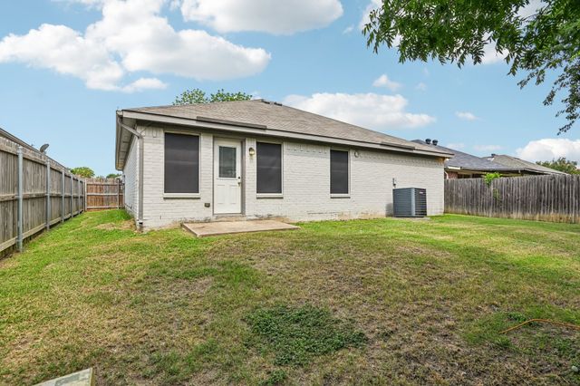 6105 Seese Drive, Arlington, TX 76018