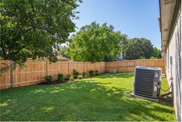 6105 Seese Drive, Arlington, TX 76018