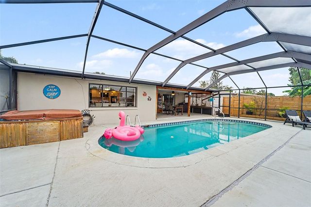 5736 MELALEUCA DRIVE 22, Holiday, FL 34690