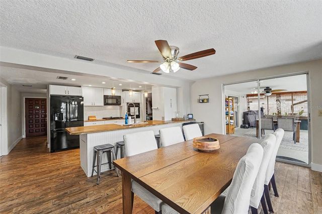 5736 MELALEUCA DRIVE 22, Holiday, FL 34690