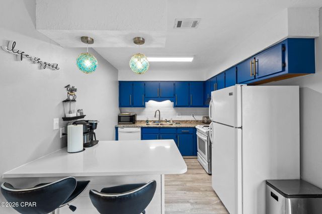 7405 Beach Drive B, Panama City, FL 32408