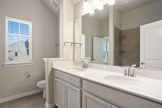 5529 Liberty Drive, The Colony, TX 75056