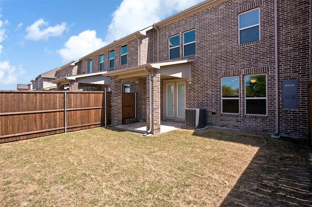 5529 Liberty Drive, The Colony, TX 75056