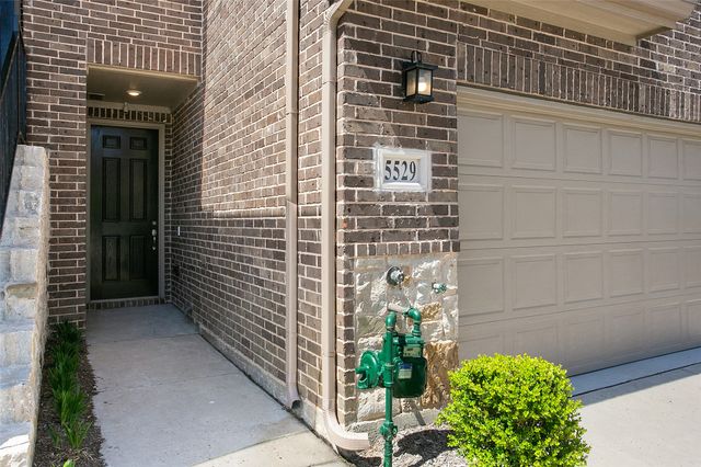5529 Liberty Drive, The Colony, TX 75056