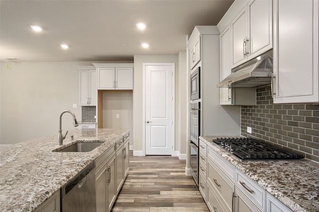5529 Liberty Drive, The Colony, TX 75056
