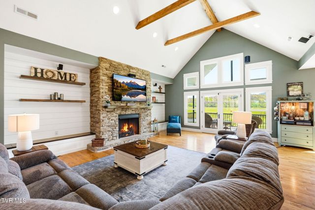 605 Church Lane, Church Hill, TN 37642