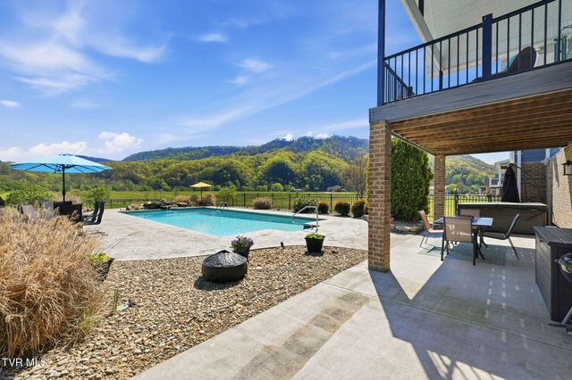 605 Church Lane, Church Hill, TN 37642