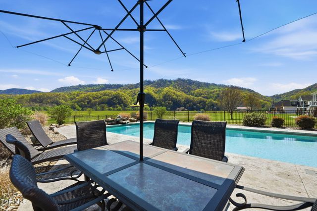 605 Church Lane, Church Hill, TN 37642