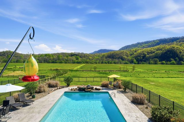 605 Church Lane, Church Hill, TN 37642