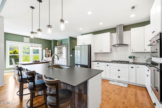 605 Church Lane, Church Hill, TN 37642