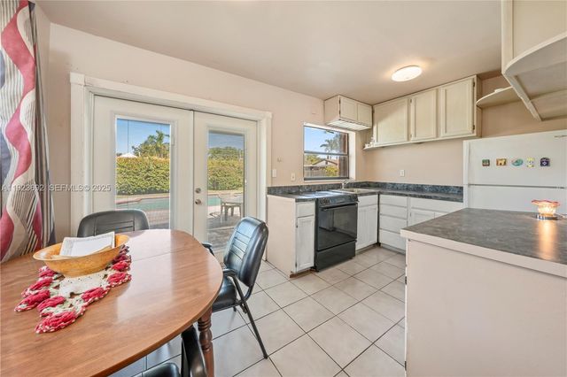 14731 SW 285th St, Homestead, FL 33033