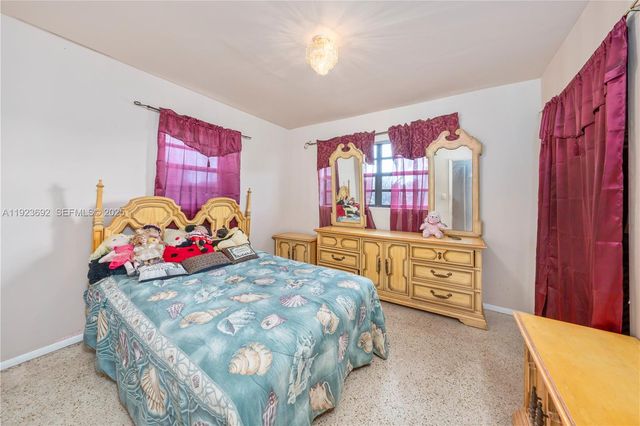 14731 SW 285th St, Homestead, FL 33033