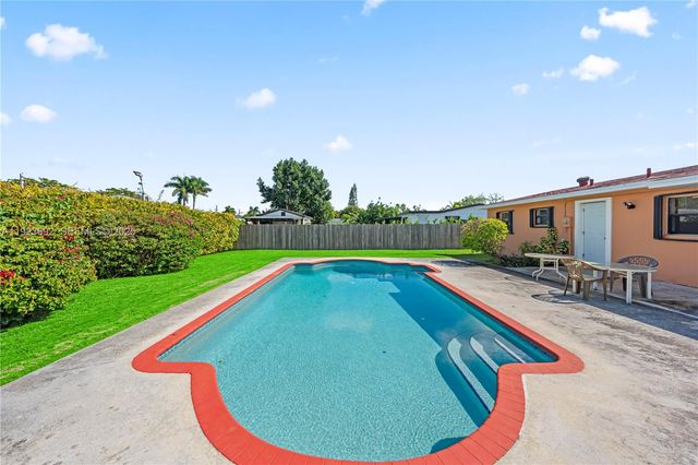 14731 SW 285th St, Homestead, FL 33033