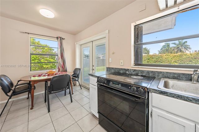 14731 SW 285th St, Homestead, FL 33033