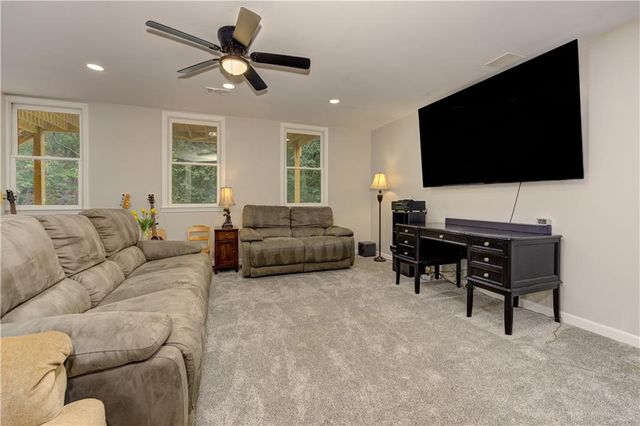 4543 Ashmore Circle NE, Marietta, GA 30066