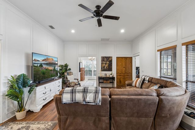 2133 Hunters Ridge, Carrollton, TX 75006