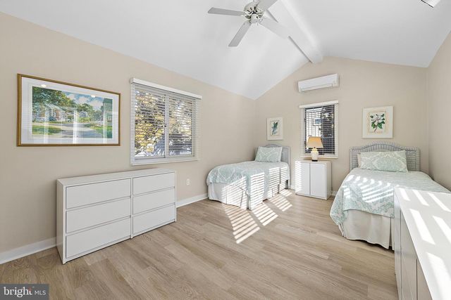 9 W 79TH ST, Harvey Cedars, NJ 08008