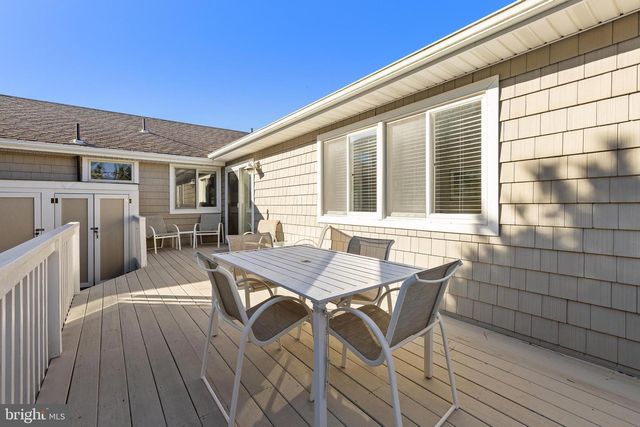 9 W 79TH ST, Harvey Cedars, NJ 08008