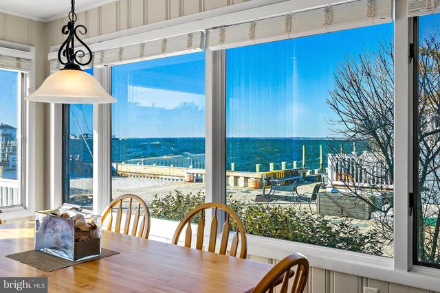 9 W 79TH ST, Harvey Cedars, NJ 08008