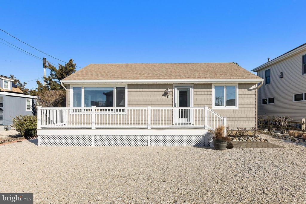 9 W 79TH ST, Harvey Cedars, NJ 08008