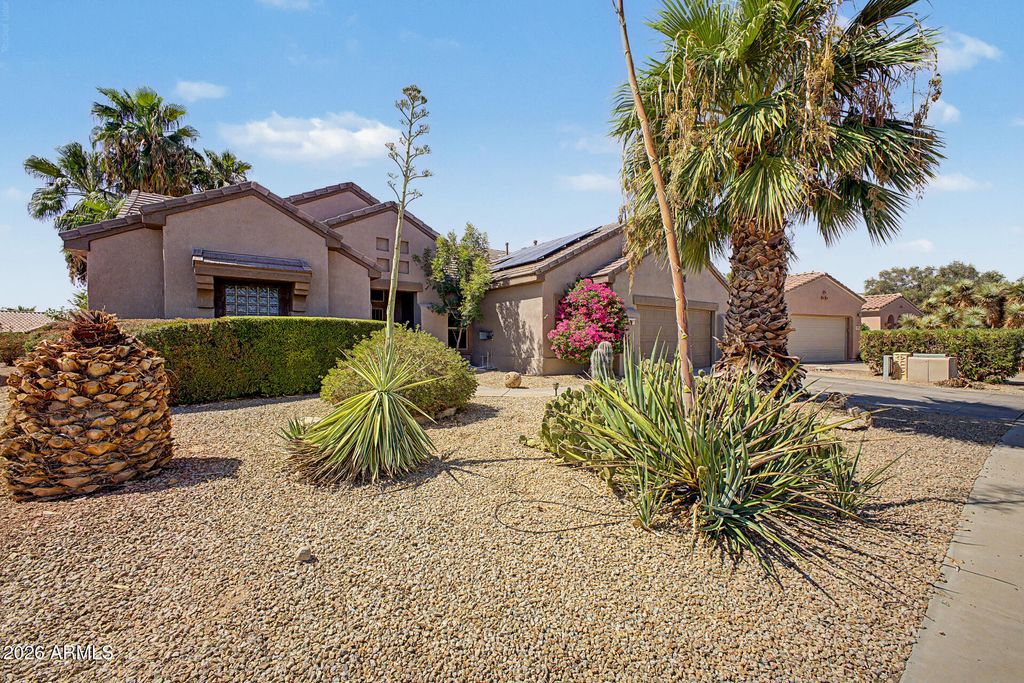 15243 W PINEHURST Lane, Surprise, AZ 85374 — photo 2