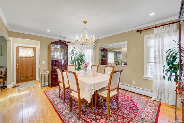 32 Celler Avenue, New Hyde Park, NY 11040