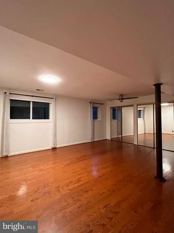 8677 VALLEY DR, Waldorf, MD 20603