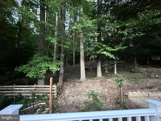 8677 VALLEY DR, Waldorf, MD 20603
