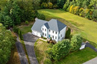 3 Squirrel Hill Rd, Acton, MA 01720