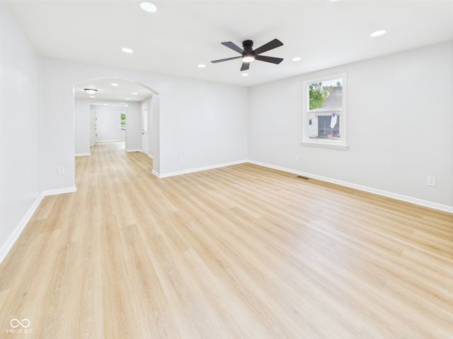 225 S Carthage Road, Charlottesville, IN 46117