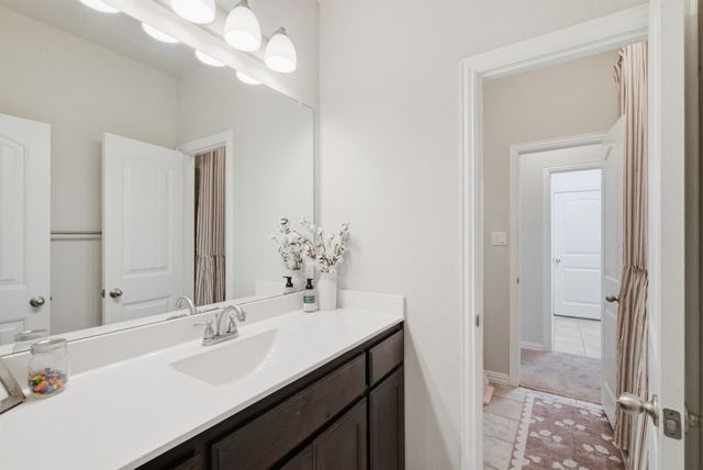 531 Hidden Springs Trail, Azle, TX 76020