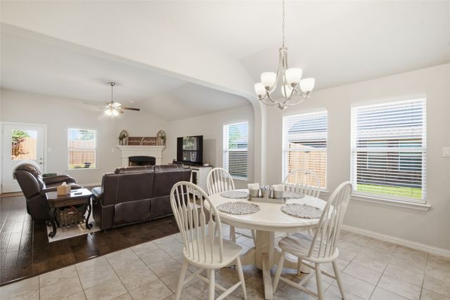 531 Hidden Springs Trail, Azle, TX 76020