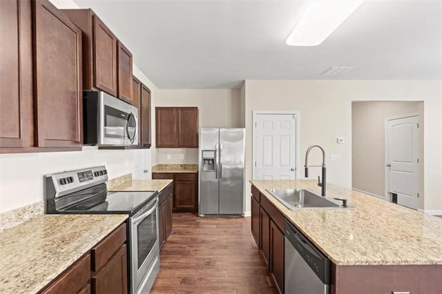 201 Hayes Park Drive, Dallas, GA 30132