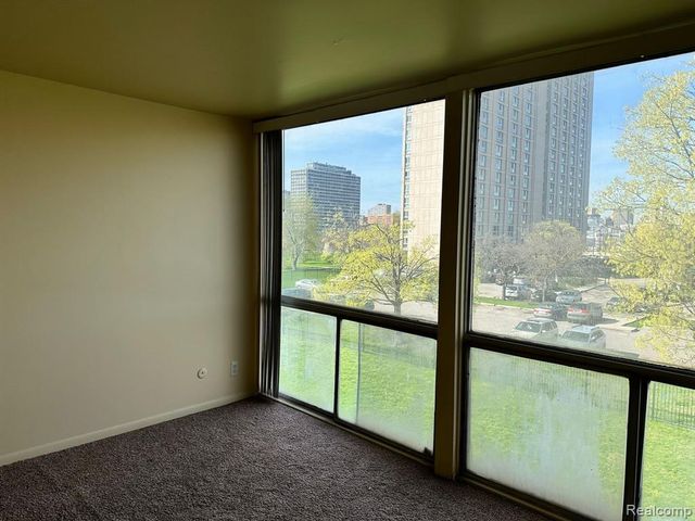 1969 Orleans Street 22, Detroit, MI 48207
