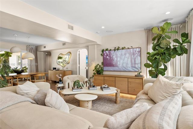 354 NE 91st St, Miami Shores, FL 33138