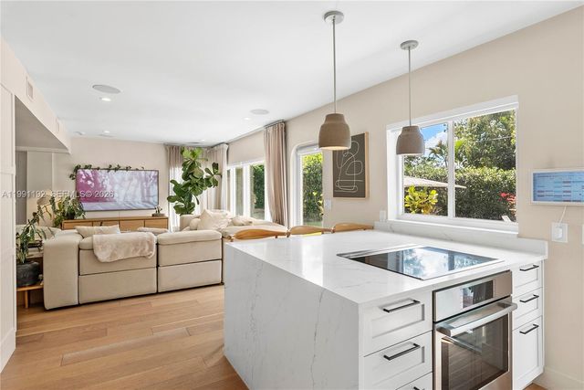 354 NE 91st St, Miami Shores, FL 33138