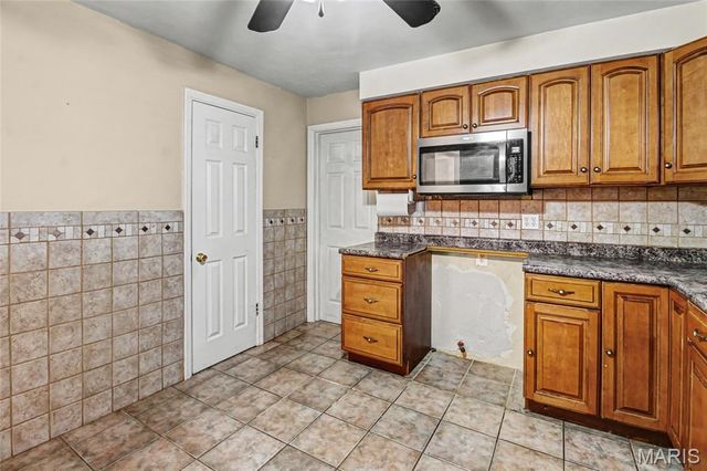 8239 Cadillac Lane, St Louis, MO 63134